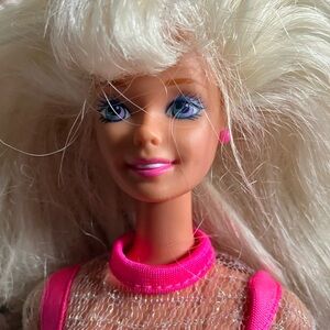 1996 Barbie flower fun